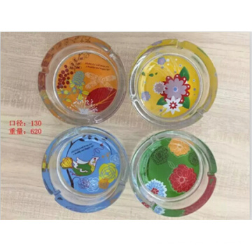 Hot Color Crystal Glass Ashtray with Good Price Kb-Hn07682